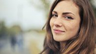 Haut auf Make-up vorbereiten